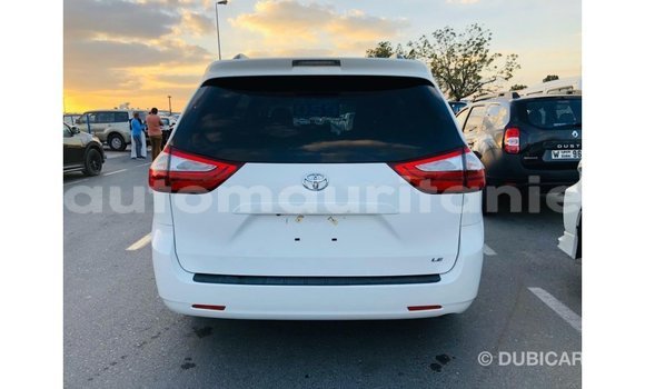 Buy Import Toyota Sienna White Car in Import - Dubai in Adrar Buy Import Toyota Sienna White Car in Import - Dubai in Adrar
