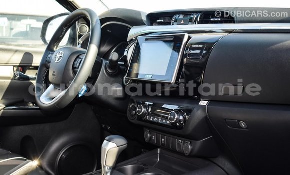 Acheter Import Voiture Toyota Hilux Autre à Import - Dubai, Adrar Acheter Import Voiture Toyota Hilux Autre à Import - Dubai, Adrar