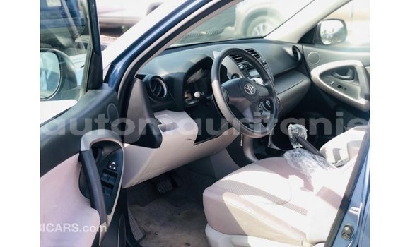 Buy Import Toyota HiAce Blue Truck in Import - Dubai in Adrar Buy Import Toyota HiAce Blue Truck in Import - Dubai in Adrar