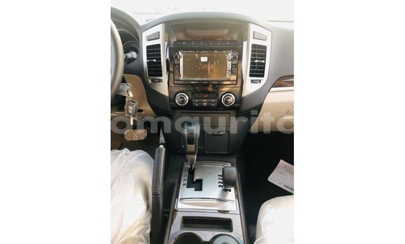 Buy Import Mitsubishi Pajero Black Car in Import - Dubai in Adrar Buy Import Mitsubishi Pajero Black Car in Import - Dubai in Adrar
