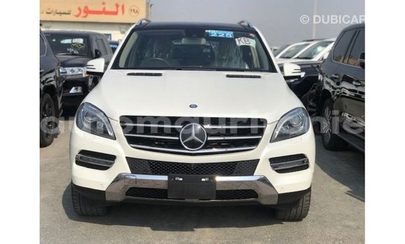 Acheter Import Voiture Mercedes-Benz 190 Blanc à Import - Dubai, Adrar Acheter Import Voiture Mercedes-Benz 190 Blanc à Import - Dubai, Adrar