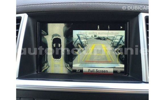 Acheter Import Voiture Mercedes-Benz 190 Blanc à Import - Dubai, Adrar Acheter Import Voiture Mercedes-Benz 190 Blanc à Import - Dubai, Adrar