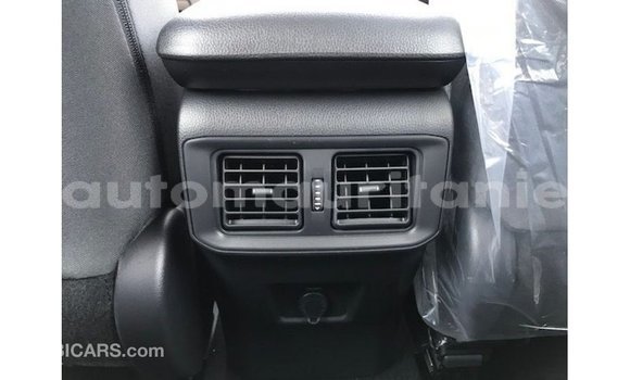 Buy Import Toyota HiAce White Truck in Import - Dubai in Adrar Buy Import Toyota HiAce White Truck in Import - Dubai in Adrar