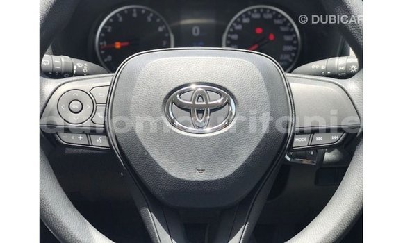 Buy Import Toyota HiAce White Truck in Import - Dubai in Adrar Buy Import Toyota HiAce White Truck in Import - Dubai in Adrar