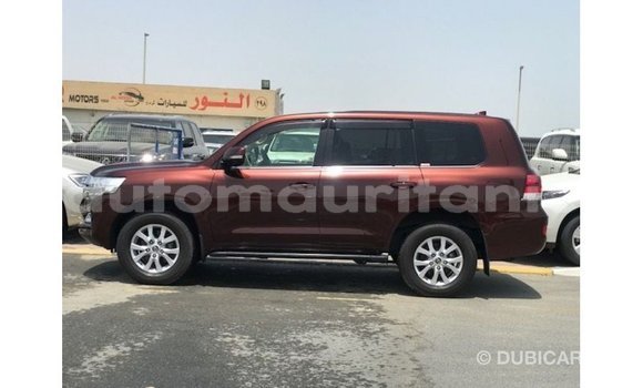 Acheter Import Voiture Toyota Land Cruiser Rouge à Import - Dubai, Adrar Acheter Import Voiture Toyota Land Cruiser Rouge à Import - Dubai, Adrar