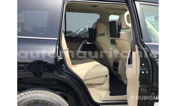 Buy Import Toyota Land Cruiser Black Car in Import - Dubai in Adrar Buy Import Toyota Land Cruiser Black Car in Import - Dubai in Adrar
