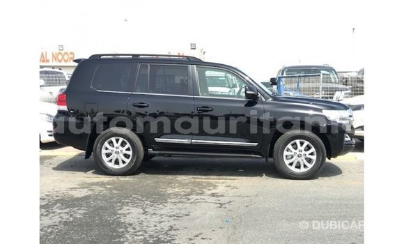 Buy Import Toyota Land Cruiser Black Car in Import - Dubai in Adrar Buy Import Toyota Land Cruiser Black Car in Import - Dubai in Adrar