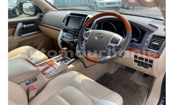 Acheter Import Voiture Toyota Land Cruiser Noir à Import - Dubai, Adrar Acheter Import Voiture Toyota Land Cruiser Noir à Import - Dubai, Adrar