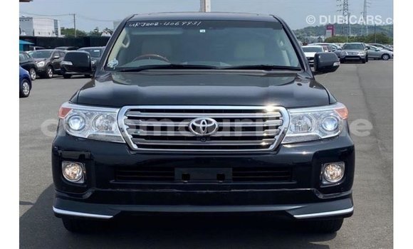 Acheter Import Voiture Toyota Land Cruiser Noir à Import - Dubai, Adrar Acheter Import Voiture Toyota Land Cruiser Noir à Import - Dubai, Adrar