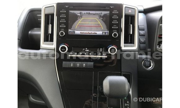 Acheter Import Voiture Toyota Granvia Blanc à Import - Dubai, Adrar Acheter Import Voiture Toyota Granvia Blanc à Import - Dubai, Adrar