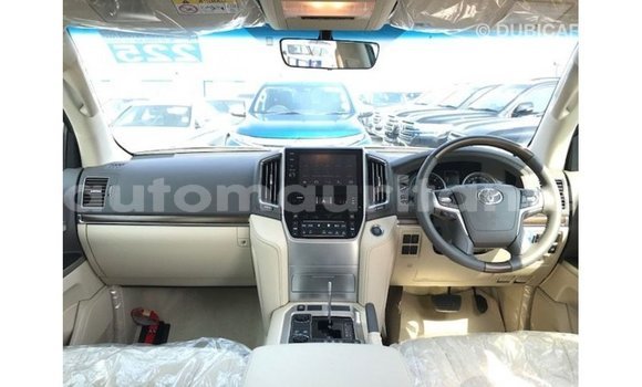 Acheter Import Voiture Toyota Land Cruiser Noir à Import - Dubai, Adrar Acheter Import Voiture Toyota Land Cruiser Noir à Import - Dubai, Adrar