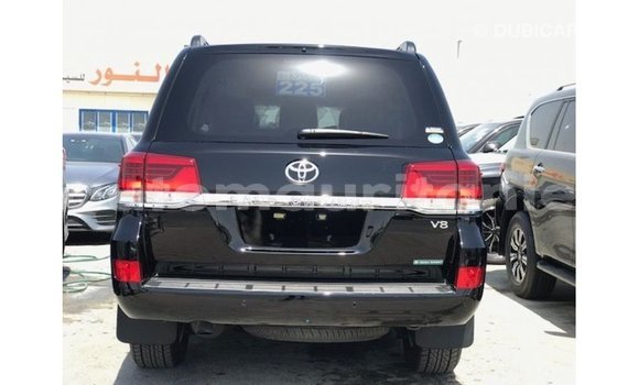 Acheter Import Voiture Toyota Land Cruiser Noir à Import - Dubai, Adrar Acheter Import Voiture Toyota Land Cruiser Noir à Import - Dubai, Adrar