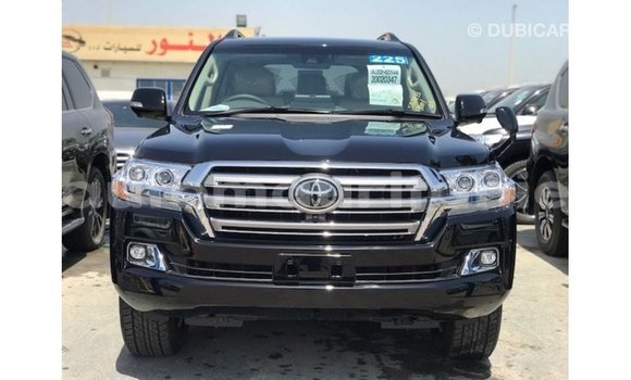Acheter Import Voiture Toyota Land Cruiser Noir à Import - Dubai, Adrar Acheter Import Voiture Toyota Land Cruiser Noir à Import - Dubai, Adrar