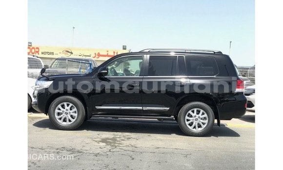 Acheter Import Voiture Toyota Land Cruiser Noir à Import - Dubai, Adrar Acheter Import Voiture Toyota Land Cruiser Noir à Import - Dubai, Adrar