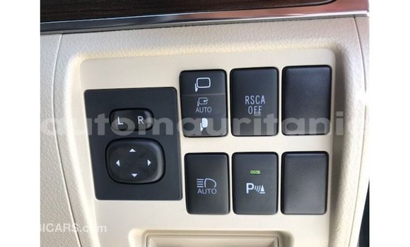 Acheter Import Voiture Toyota Land Cruiser Noir à Import - Dubai, Adrar Acheter Import Voiture Toyota Land Cruiser Noir à Import - Dubai, Adrar