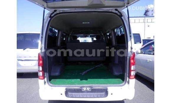 Acheter Import Voiture Toyota Hiace Blanc à Import - Dubai, Adrar Acheter Import Voiture Toyota Hiace Blanc à Import - Dubai, Adrar