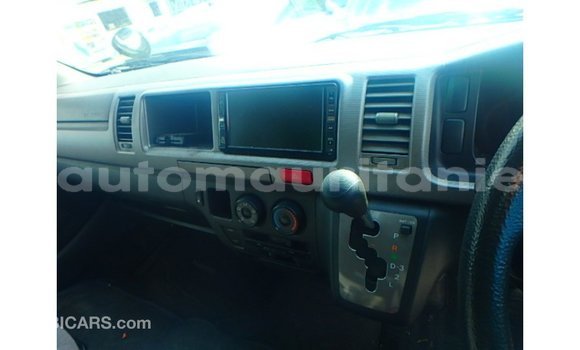 Acheter Import Voiture Toyota Hiace Blanc à Import - Dubai, Adrar Acheter Import Voiture Toyota Hiace Blanc à Import - Dubai, Adrar