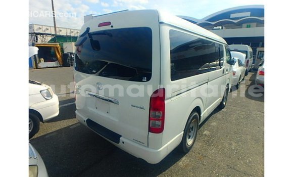 Acheter Import Voiture Toyota Hiace Blanc à Import - Dubai, Adrar Acheter Import Voiture Toyota Hiace Blanc à Import - Dubai, Adrar