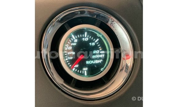 Acheter Import Voiture Ford Club Wagon Rouge à Import - Dubai, Adrar Acheter Import Voiture Ford Club Wagon Rouge à Import - Dubai, Adrar