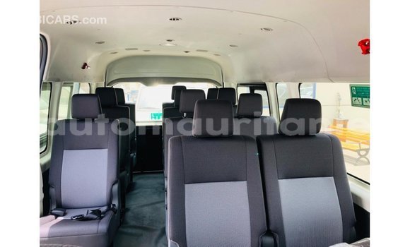 Buy Import Toyota Hiace White Car in Import - Dubai in Adrar Buy Import Toyota Hiace White Car in Import - Dubai in Adrar
