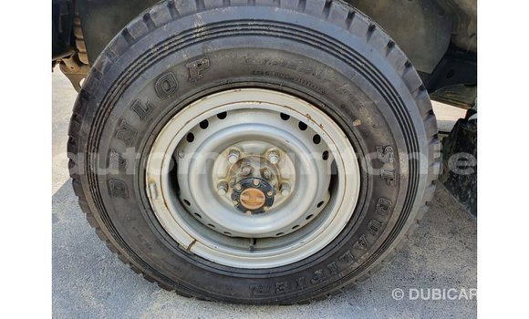 Acheter Import Voiture Toyota Land Cruiser Blanc à Import - Dubai, Adrar Acheter Import Voiture Toyota Land Cruiser Blanc à Import - Dubai, Adrar