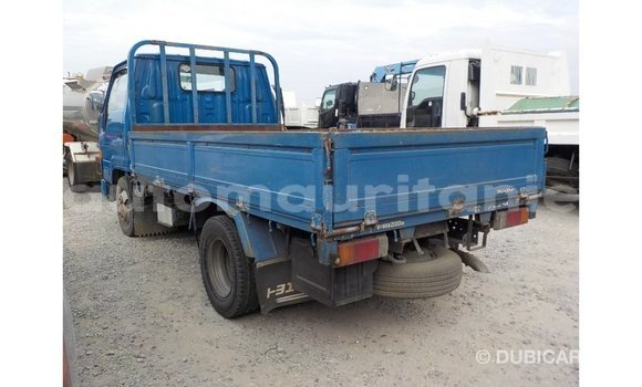 Acheter Import Utilitaire Toyota Dyna Bleu à Import - Dubai, Adrar Acheter Import Utilitaire Toyota Dyna Bleu à Import - Dubai, Adrar