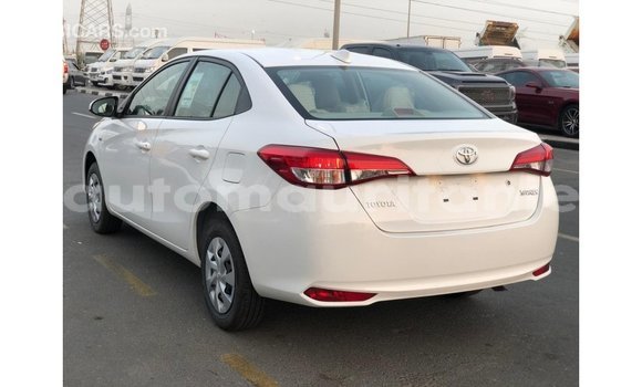 Buy Import Toyota DA White Truck in Import - Dubai in Adrar Buy Import Toyota DA White Truck in Import - Dubai in Adrar