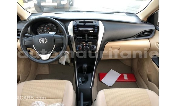 Buy Import Toyota DA White Truck in Import - Dubai in Adrar Buy Import Toyota DA White Truck in Import - Dubai in Adrar