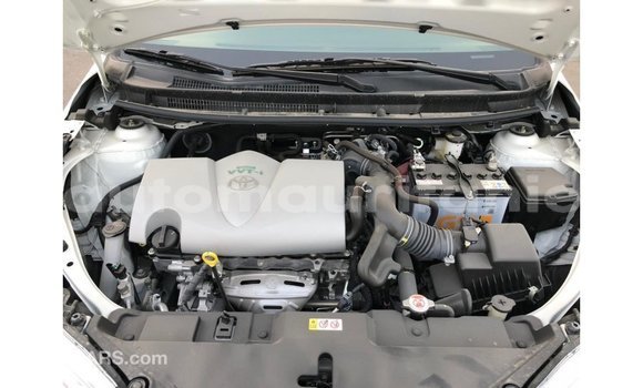 Buy Import Toyota DA White Truck in Import - Dubai in Adrar Buy Import Toyota DA White Truck in Import - Dubai in Adrar