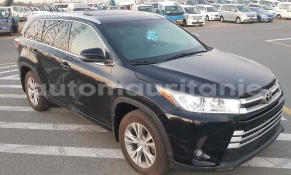 Acheter Import Voiture Toyota Highlander Noir à Import - Dubai, Adrar Acheter Import Voiture Toyota Highlander Noir à Import - Dubai, Adrar