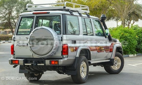 Buy Import Toyota Land Cruiser Other Car in Import - Dubai in Adrar Buy Import Toyota Land Cruiser Other Car in Import - Dubai in Adrar