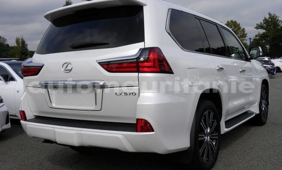 Buy Used Lexus LX 570 White Car in Adel Bagrou in Hodh ech Chargui Buy Used Lexus LX 570 White Car in Adel Bagrou in Hodh ech Chargui