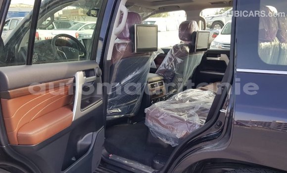 Buy Import Toyota Land Cruiser Black Car in Import - Dubai in Adrar Buy Import Toyota Land Cruiser Black Car in Import - Dubai in Adrar
