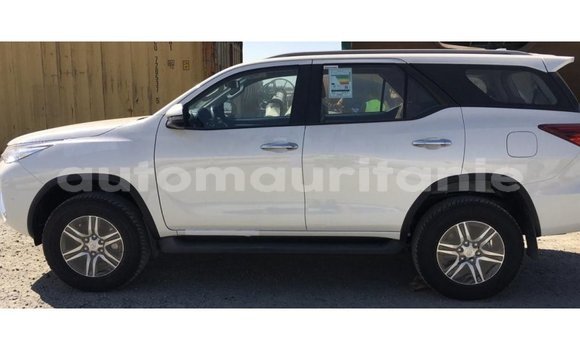 Buy Import Toyota Fortuner White Car in Import - Dubai in Adrar Buy Import Toyota Fortuner White Car in Import - Dubai in Adrar