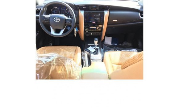 Buy Import Toyota Fortuner White Car in Import - Dubai in Adrar Buy Import Toyota Fortuner White Car in Import - Dubai in Adrar