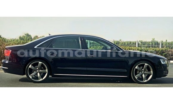 Acheter Import Voiture Audi A8 Bleu à Import - Dubai, Adrar Acheter Import Voiture Audi A8 Bleu à Import - Dubai, Adrar