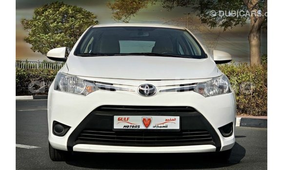 Acheter Import Voiture Toyota Yaris Blanc à Import - Dubai, Adrar Acheter Import Voiture Toyota Yaris Blanc à Import - Dubai, Adrar