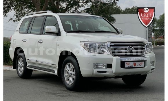 Buy Import Toyota Land Cruiser White Car in Import - Dubai in Adrar