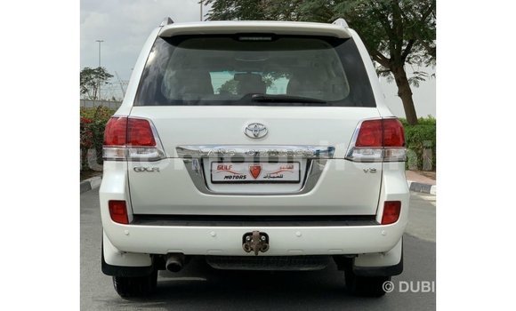 Acheter Import Voiture Toyota Land Cruiser Blanc à Import - Dubai, Adrar Acheter Import Voiture Toyota Land Cruiser Blanc à Import - Dubai, Adrar