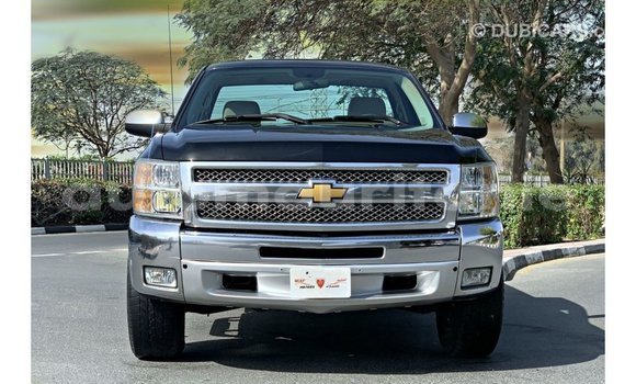 Acheter Import Voiture Chevrolet Silverado Noir à Import - Dubai, Adrar Acheter Import Voiture Chevrolet Silverado Noir à Import - Dubai, Adrar