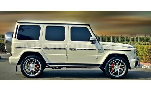 Acheter Import Voiture Mercedes-Benz 190 Blanc à Import - Dubai, Adrar Acheter Import Voiture Mercedes-Benz 190 Blanc à Import - Dubai, Adrar