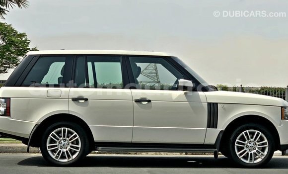Acheter Import Voiture Land Rover Range Rover Blanc à Import - Dubai, Adrar Acheter Import Voiture Land Rover Range Rover Blanc à Import - Dubai, Adrar