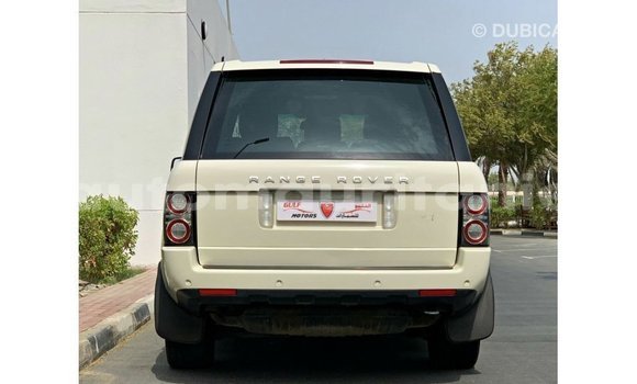 Acheter Import Voiture Land Rover Range Rover Blanc à Import - Dubai, Adrar Acheter Import Voiture Land Rover Range Rover Blanc à Import - Dubai, Adrar