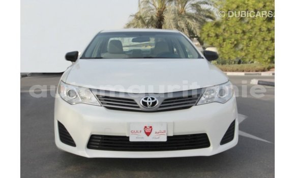 Acheter Import Voiture Toyota Camry Blanc à Import - Dubai, Adrar Acheter Import Voiture Toyota Camry Blanc à Import - Dubai, Adrar
