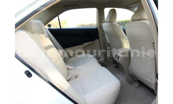 Acheter Import Voiture Toyota Camry Blanc à Import - Dubai, Adrar Acheter Import Voiture Toyota Camry Blanc à Import - Dubai, Adrar