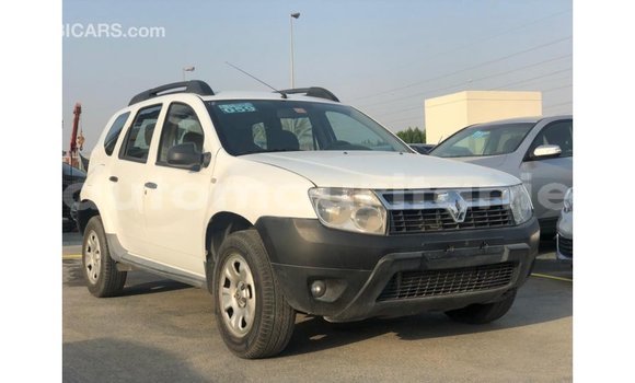 Buy Import Renault Duster White Car in Import - Dubai in Adrar Buy Import Renault Duster White Car in Import - Dubai in Adrar
