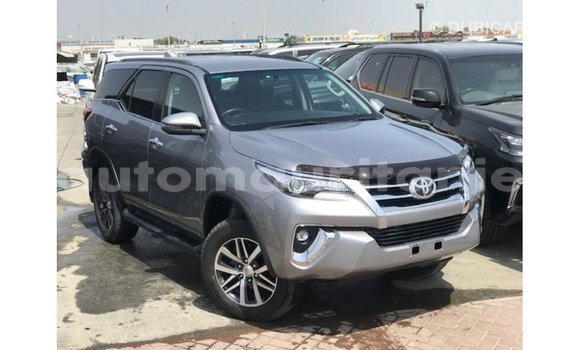 Acheter Import Voiture Toyota Fortuner Autre à Import - Dubai, Adrar Acheter Import Voiture Toyota Fortuner Autre à Import - Dubai, Adrar