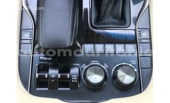 Acheter Import Voiture Lexus LX Noir à Import - Dubai, Adrar Acheter Import Voiture Lexus LX Noir à Import - Dubai, Adrar