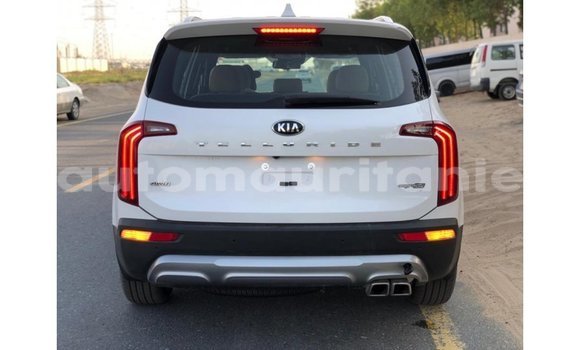 Buy Import Kia Carens White Car in Import - Dubai in Adrar Buy Import Kia Carens White Car in Import - Dubai in Adrar