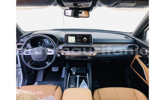 Buy Import Kia Carens White Car in Import - Dubai in Adrar Buy Import Kia Carens White Car in Import - Dubai in Adrar